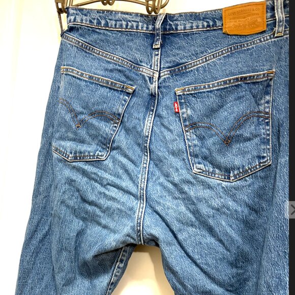 Levis premium ribcage crop boot cut 32, medium blue - Picture 3 of 3